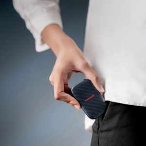 Alternative view of SanDisk Portable SSD E10 -1TB | USB 3.2 Gen2 | Up to 600 MB/s read speed  |